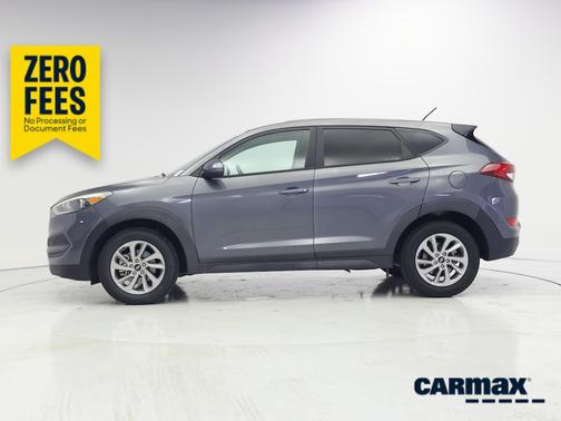 Gray 2018 Hyundai TUCSON SE