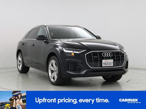 Black 2022 Audi Q8 Premium
