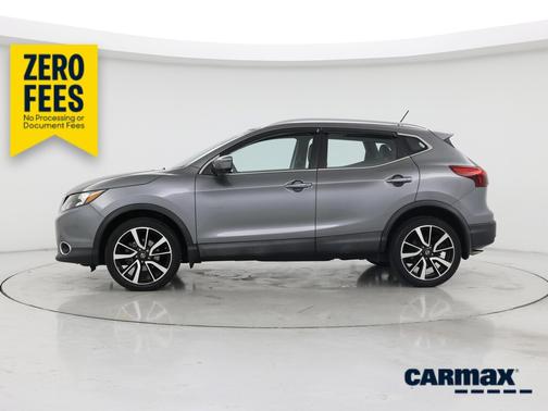 Gray 2017 Nissan Rogue Sport SL