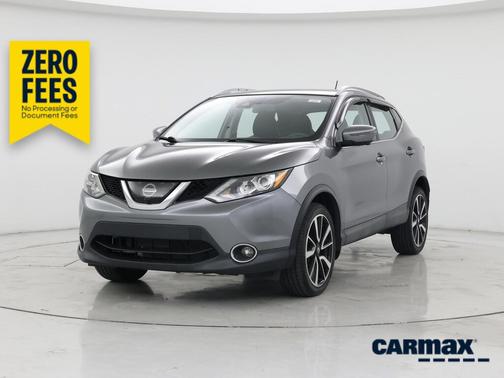 Gray 2017 Nissan Rogue Sport SL