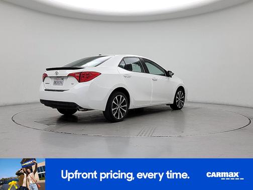 White 2017 Toyota Corolla SE