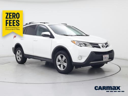 White 2015 Toyota RAV4 XLE