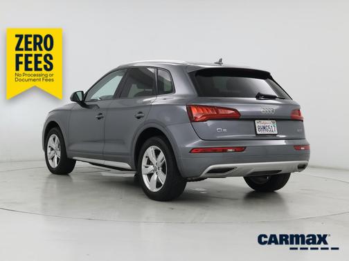 Gray 2018 Audi Q5 Premium