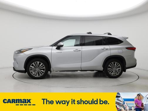 2021 Toyota Highlander Hybrid Platinum