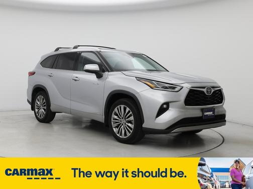 2021 Toyota Highlander Hybrid Platinum