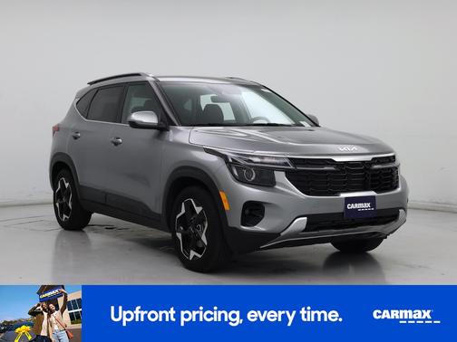 Gray 2024 Kia Seltos EX