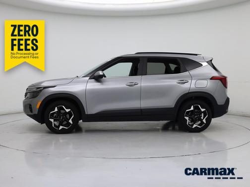 Gray 2024 Kia Seltos EX