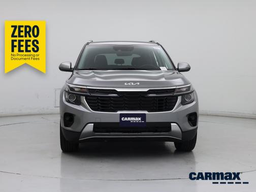 Gray 2024 Kia Seltos EX