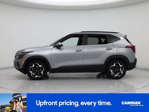 Gray 2024 Kia Seltos EX