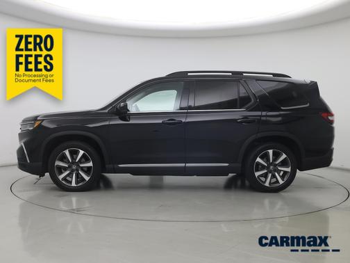 Black 2023 Honda Pilot Touring