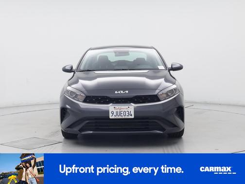 Gray 2024 Kia Forte LXS