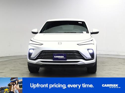 White 2024 Buick Envista Preferred