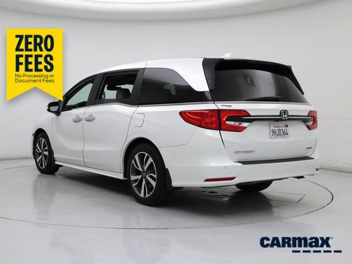 White 2023 Honda Odyssey Touring