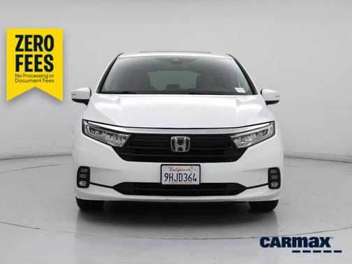 White 2023 Honda Odyssey Touring