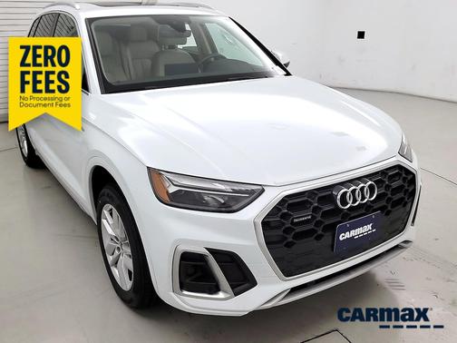 White 2023 Audi Q5 S-Line Premium