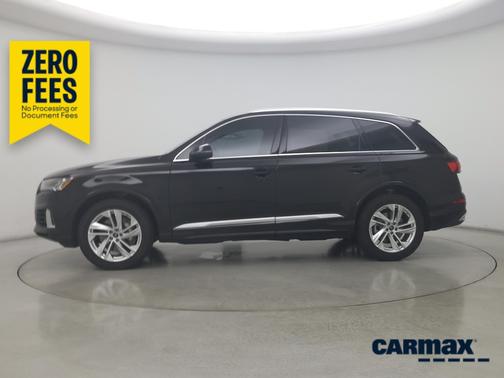 Black 2023 Audi Q7 Premium