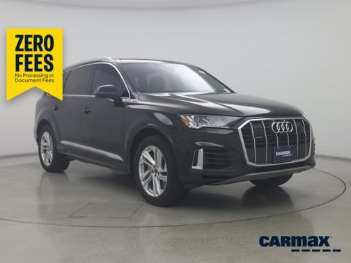 Black 2023 Audi Q7 Premium