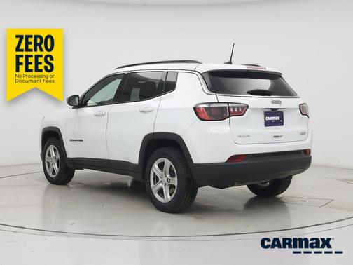 White 2023 Jeep Compass Latitude