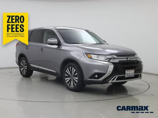 Silver 2019 Mitsubishi Outlander SE