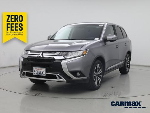 Silver 2019 Mitsubishi Outlander SE