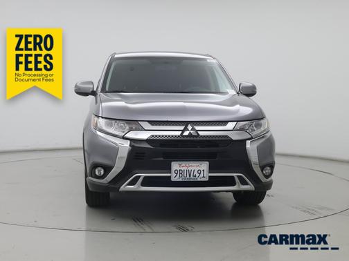 Silver 2019 Mitsubishi Outlander SE