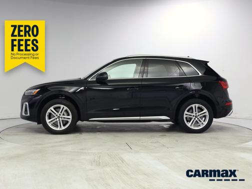 Black 2024 Audi Q5 S-Line Premium