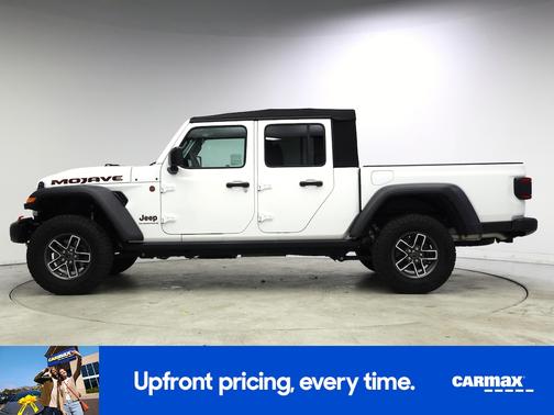 White 2024 Jeep Gladiator Mojave