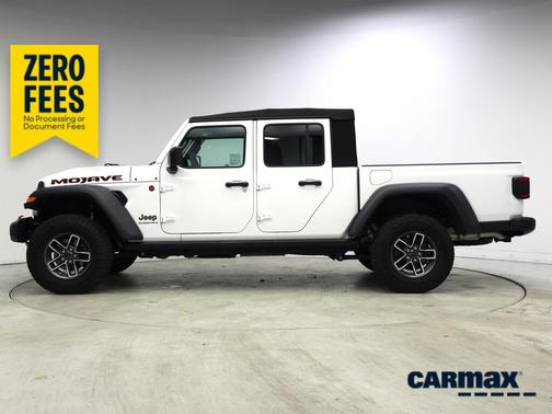 White 2024 Jeep Gladiator Mojave