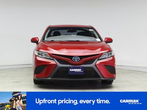 2020 Toyota Camry Hybrid SE