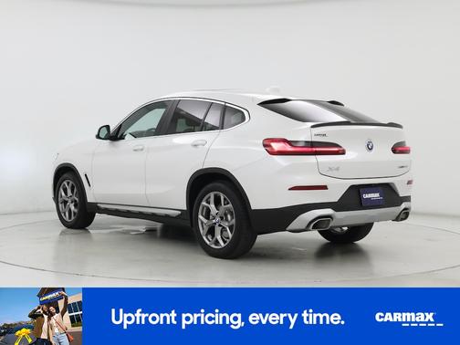 White 2023 BMW X4 XDrive30i