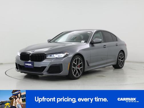 Gray 2023 BMW 530 I