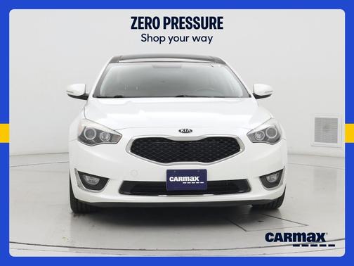 White 2014 Kia Cadenza Premium