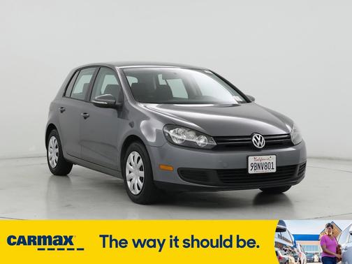 2014 Volkswagen Golf 2.5L (A6) (No Longer Orderable)