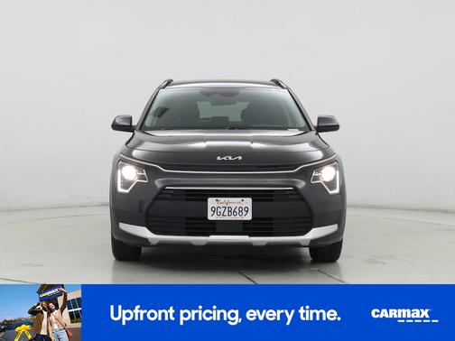 Gray 2023 Kia Niro EX