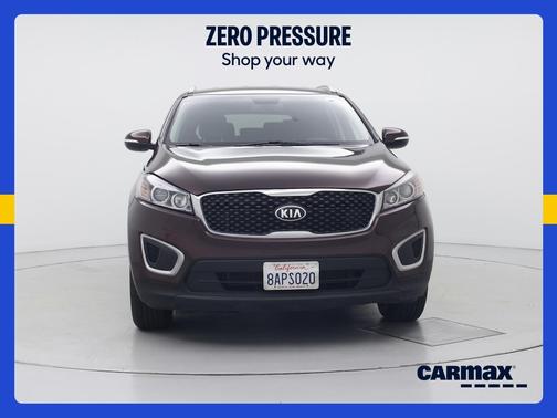 Burgundy 2016 Kia Sorento LX