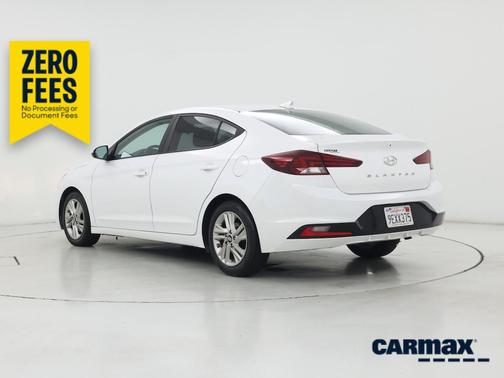 White 2019 Hyundai ELANTRA SEL