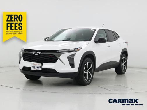 White 2024 Chevrolet Trax 1RS