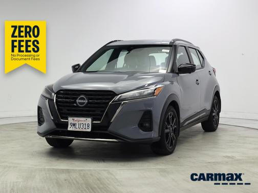 Gray 2024 Nissan Kicks SR