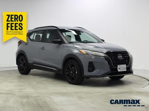 Gray 2024 Nissan Kicks SR