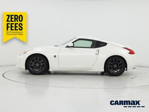 White 2016 Nissan 370Z