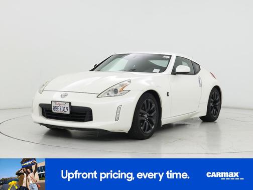 White 2016 Nissan 370Z