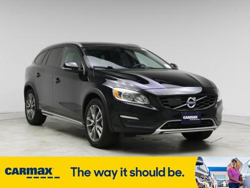 2018 Volvo V60 Cross Country T5