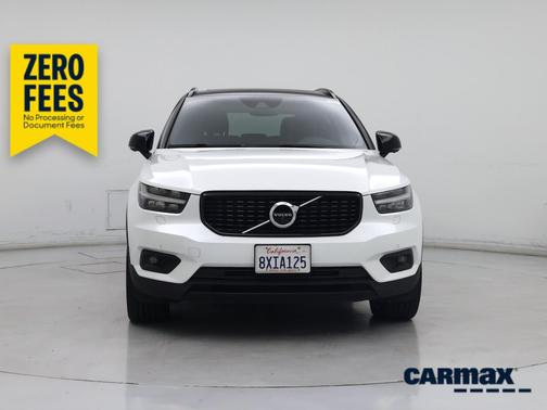 White 2021 Volvo XC40 T5 R-Design