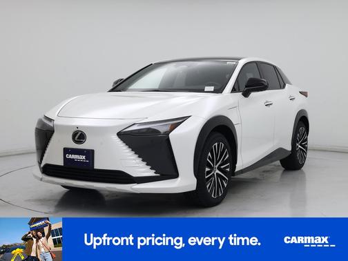 White 2023 Lexus RZ 450e Luxury