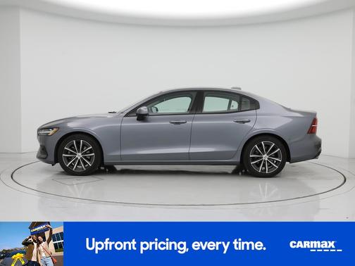 2021 Volvo S60 T5 Momentum