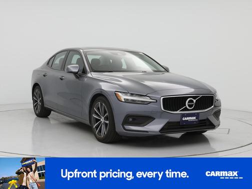 2021 Volvo S60 T5 Momentum