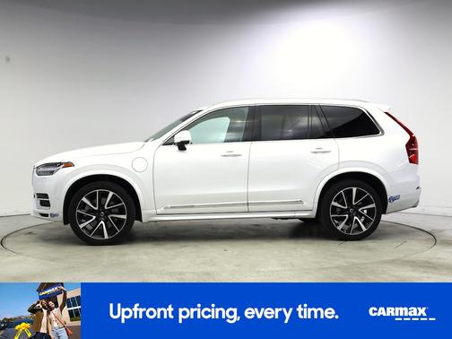 White 2021 Volvo XC90 Recharge Plug-In Hybrid T8 Inscription Expression