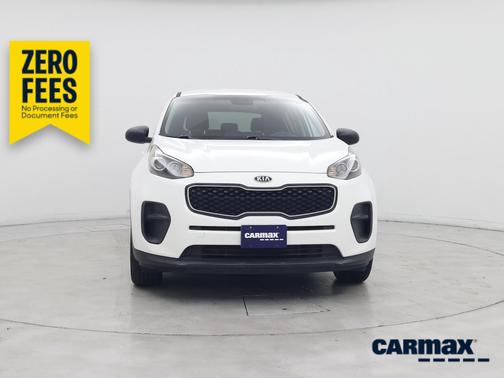 White 2018 Kia Sportage LX