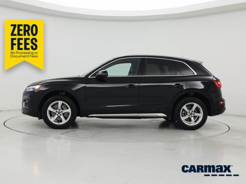 Black 2023 Audi Q5 Premium