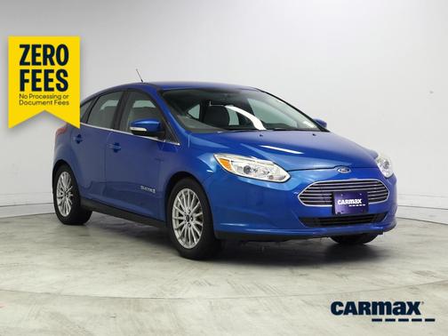 Blue 2014 Ford Focus Electric